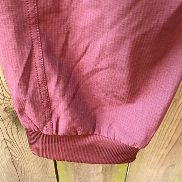 St. John’s Bay athletic pants sz. L - Picture 4 of 4